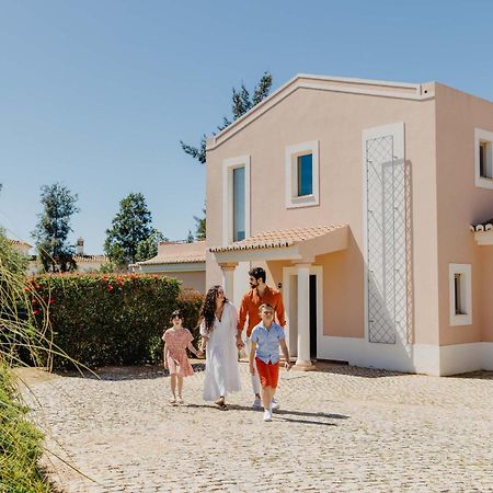 Vale Da Lapa Village Resort Carvoeiro  Exterior photo A family in Quinta do Lago