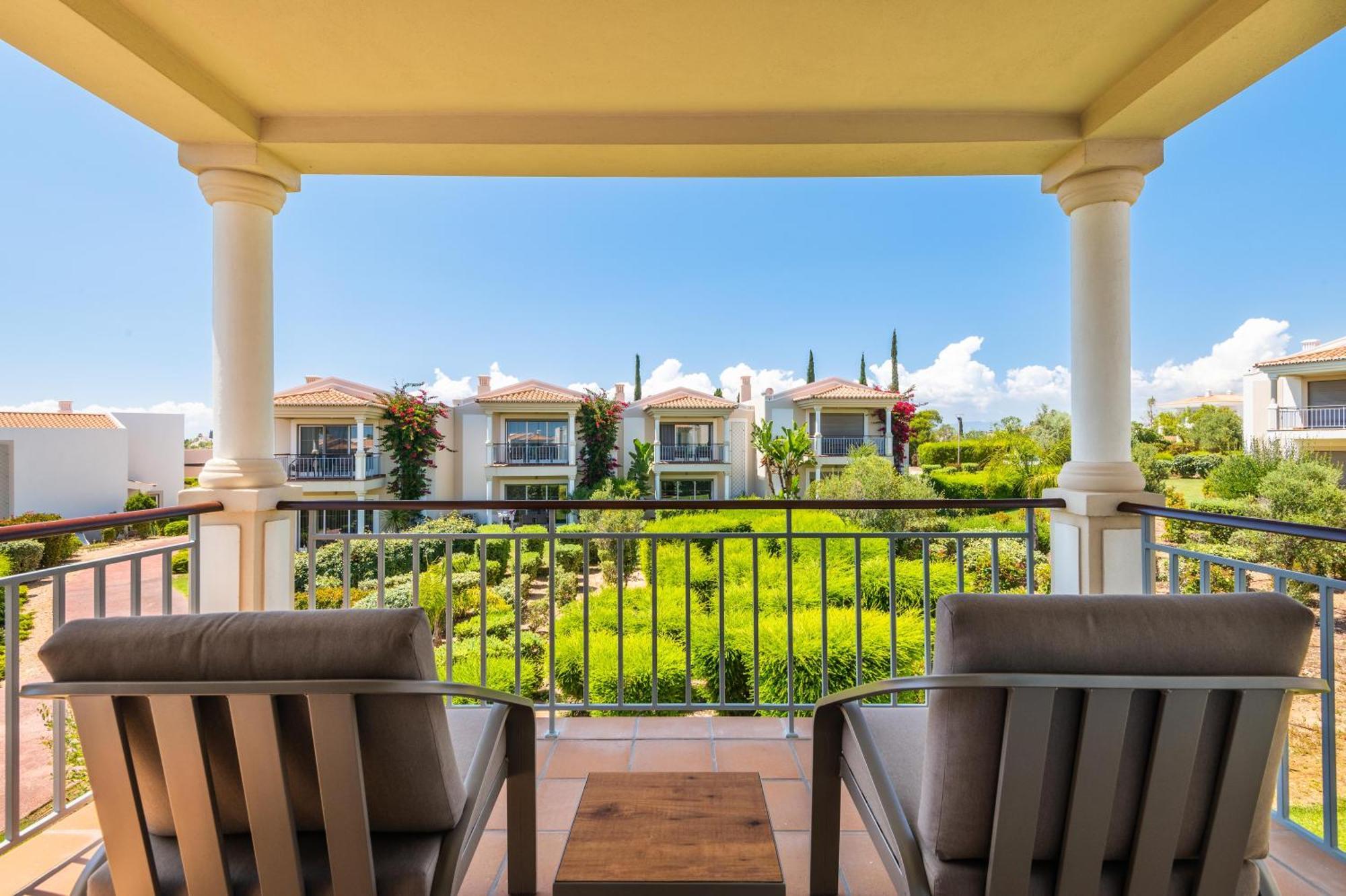 Vale Da Lapa Village Resort Carvoeiro  Exterior photo A view of the community from a balcony