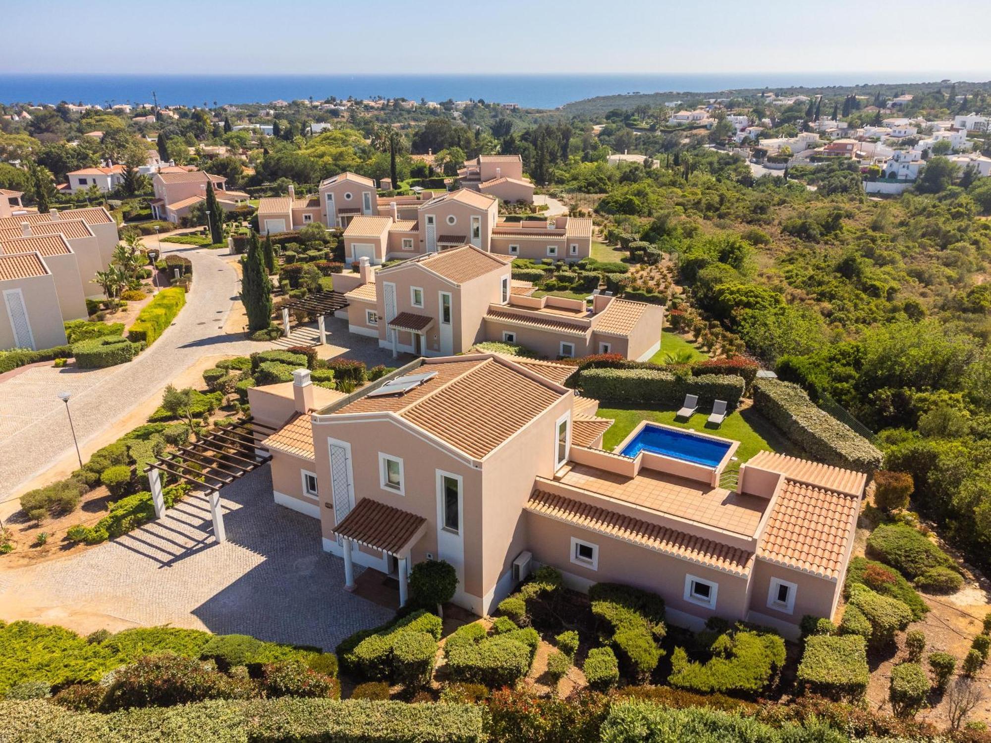 Vale Da Lapa Village Resort Carvoeiro  Exterior photo Residential villas in Quinta do Lago